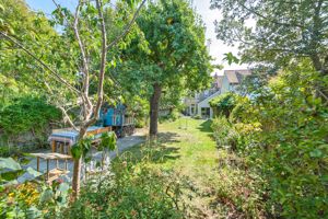 Photo 15- click for photo gallery